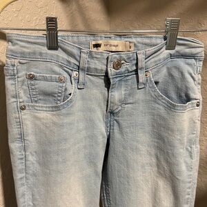 Levi's Women's Light Blue Straight Leg Jeans